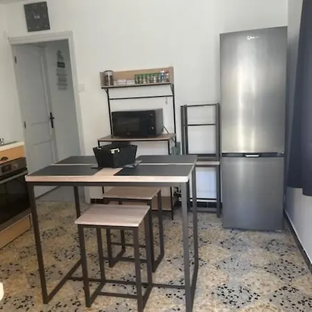 Apartment T2 Dans Petit Village Climatise Saint-Julien-en-Saint-Alban